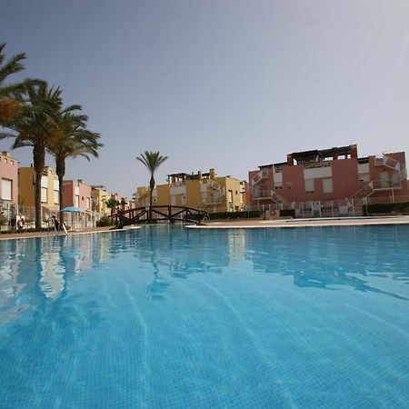 Apartamento En Vera A 300 M De La Playa, Con Patio Y Salida Directa A Calle Esterno foto