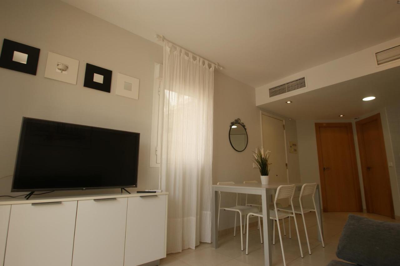 Apartamento En Vera A 300 M De La Playa, Con Patio Y Salida Directa A Calle Esterno foto