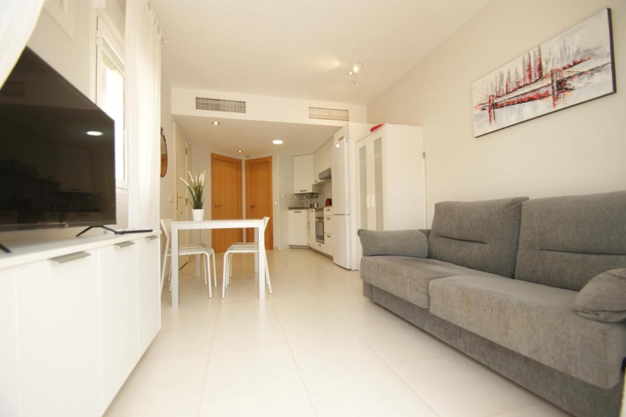 Apartamento En Vera A 300 M De La Playa, Con Patio Y Salida Directa A Calle Esterno foto