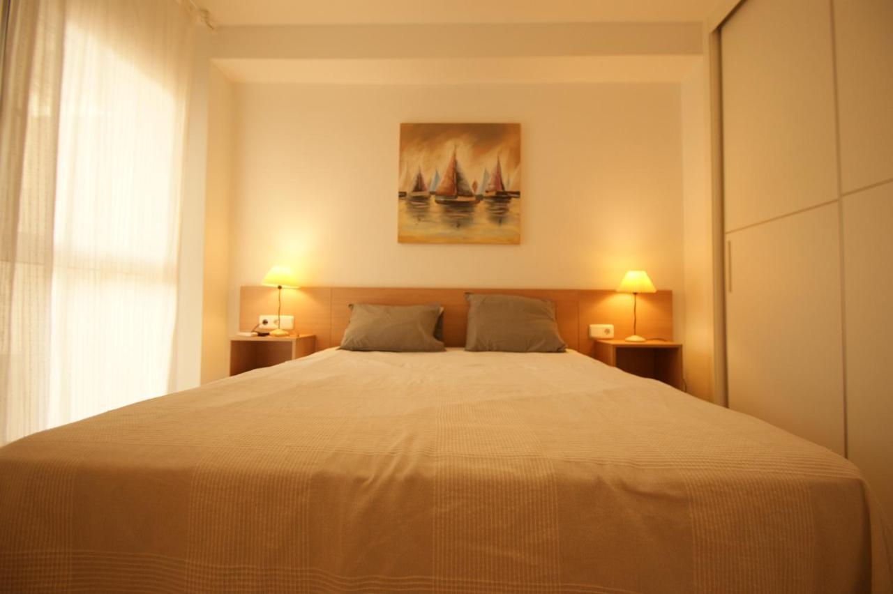Apartamento En Vera A 300 M De La Playa, Con Patio Y Salida Directa A Calle Esterno foto
